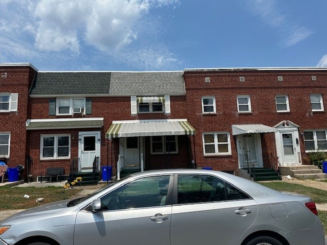 Primary Photo - Harrisburg School District 3 bedroom, 2 ba...