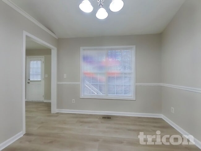 Foto del edificio - 128 Cliff Ct