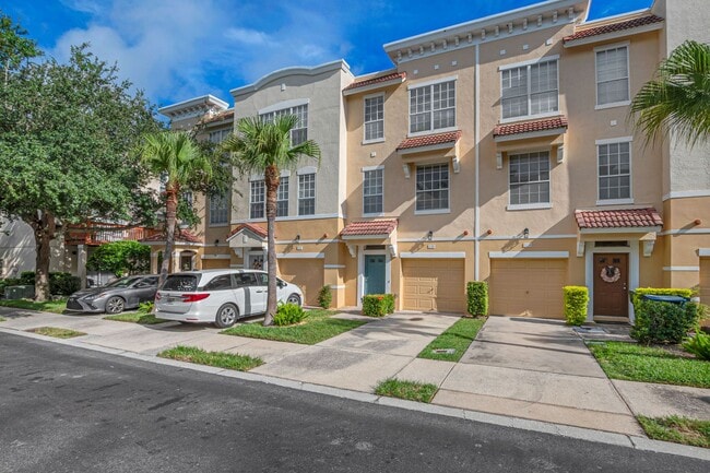 Building Photo - 3 Bed 2, Full Bath, 2 Half Bath, 1 Car Garage Townhome near MacDill AFB