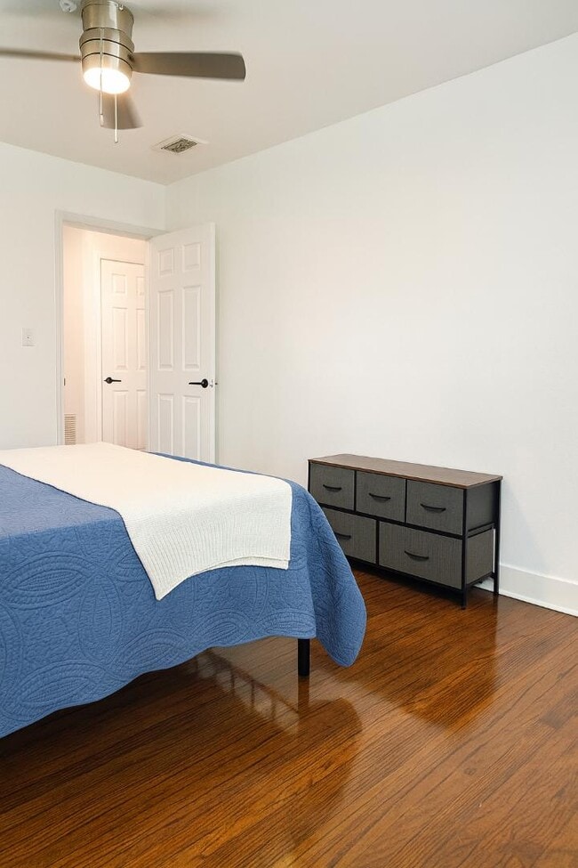 Foto del edificio - 2205 12th St NW