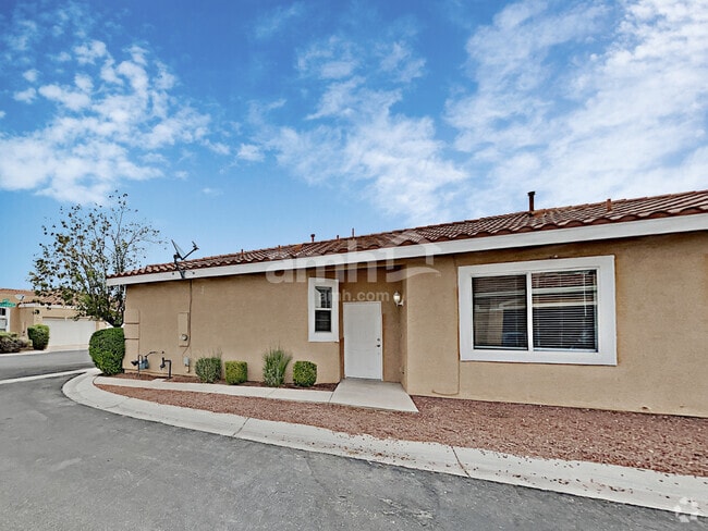 Building Photo - 2849 Serenidad Dr