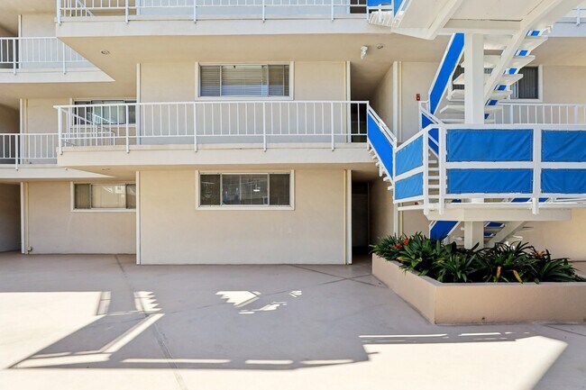 Foto del edificio - 383 Bay Shore Ave