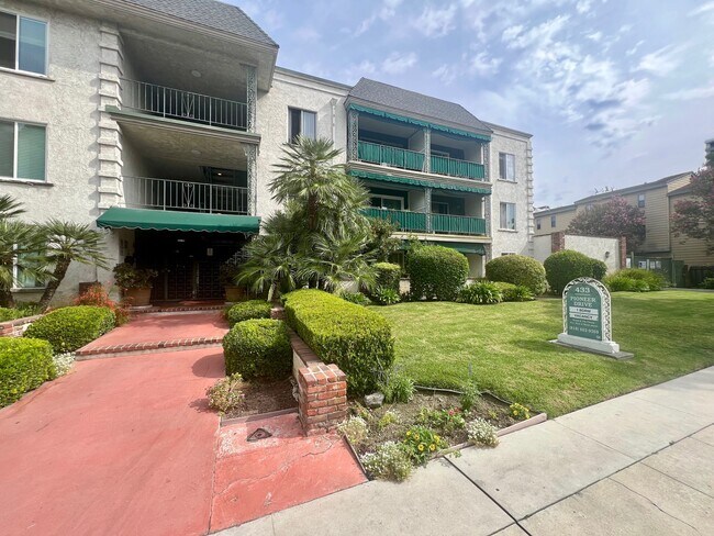 Foto del edificio - Pioneer Place Apartments