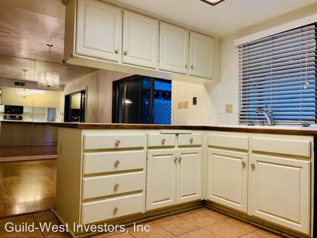 Building Photo - 3 br, 2.5 bath Apartment - 5656 Spyglass Lane