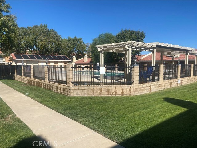 Foto principal - 16465 Green Tree Blvd