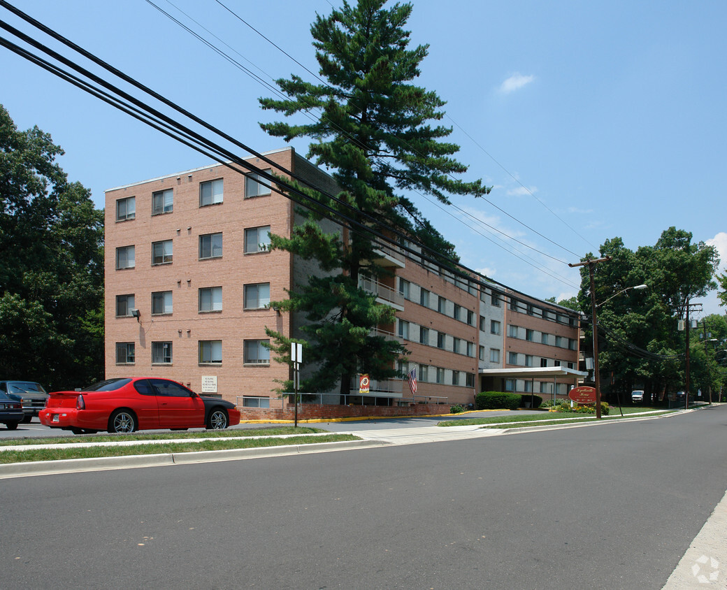 Primary Photo - Hyattsville House Apartments