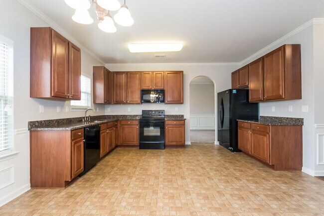 Building Photo - 409 Mackenzie Noelle Ln