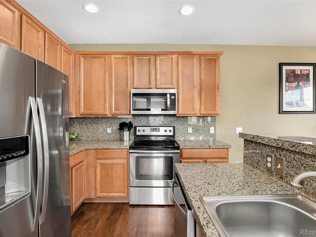 Foto del edificio - 13010 Grant Cir W