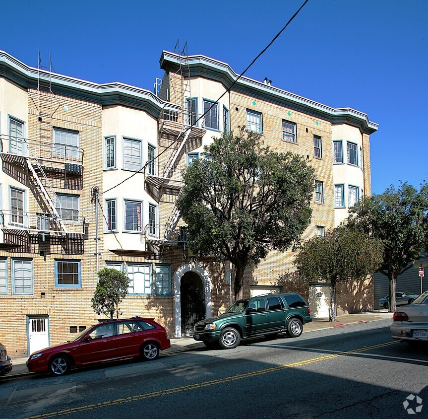 Building Photo - 350 Laguna St