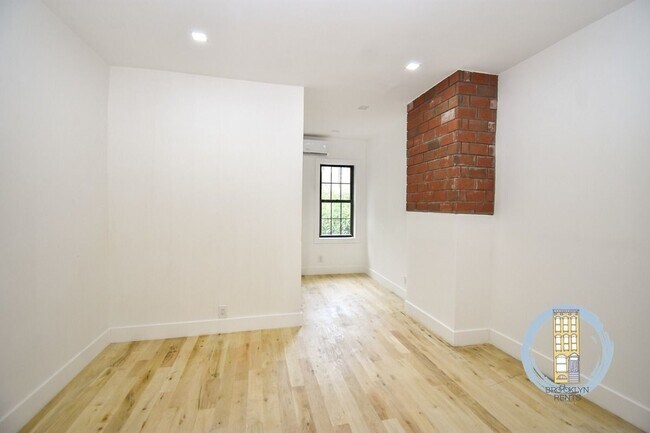Building Photo - 1511 Cooper Ave
