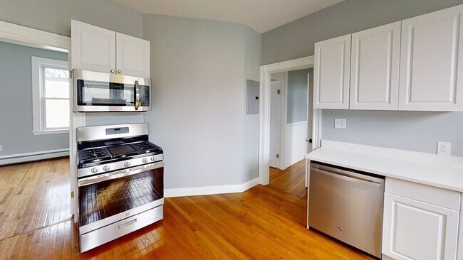 Building Photo - 381 Cardinal Medeiros Ave