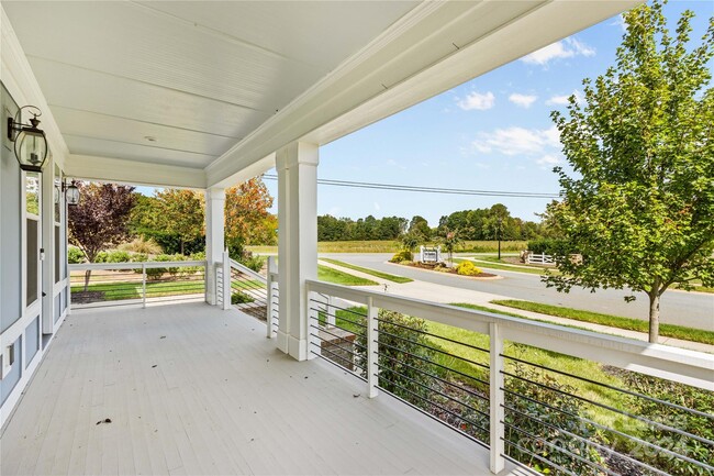Building Photo - 106 Slocumb Ln