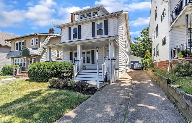 Building Photo - 1647 Bunts Rd
