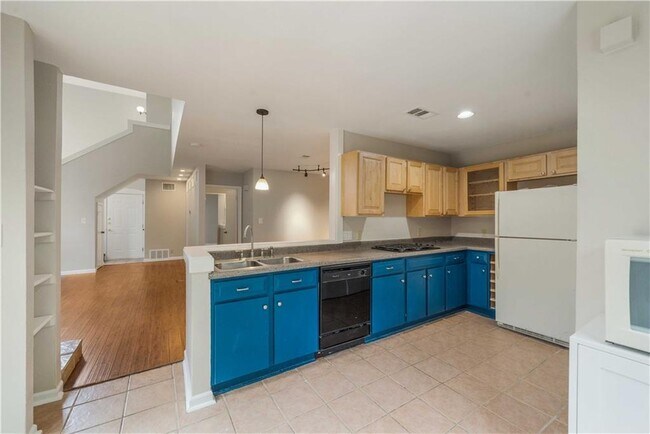 Building Photo - 5210 Langwood Dr
