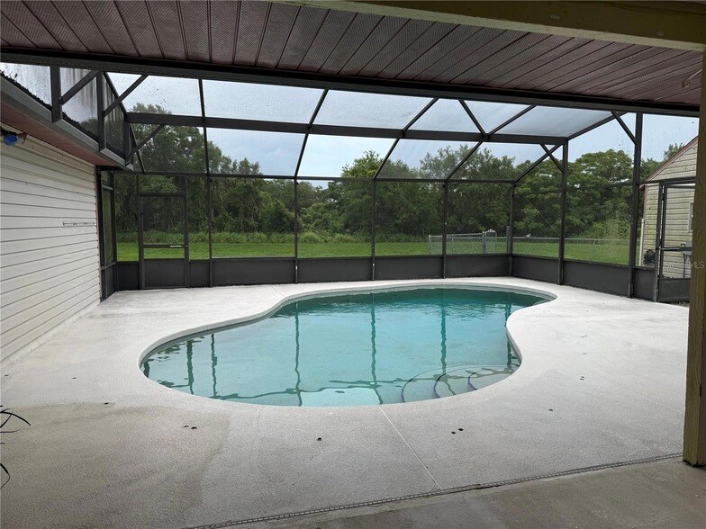 Building Photo - 4125 E Vista Ct