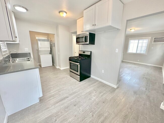 Building Photo - 4517 Marmion Way