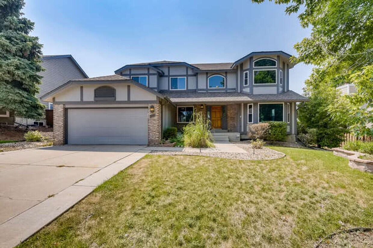 Primary Photo - Great Highlands Ranch Home with Views! Acc...