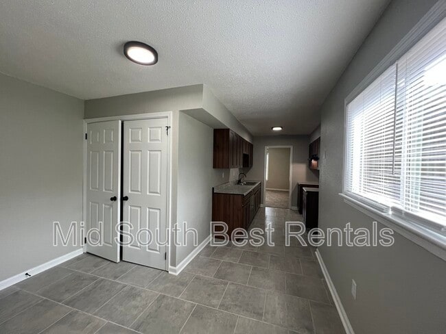 Building Photo - 3580 Carlock Cove
