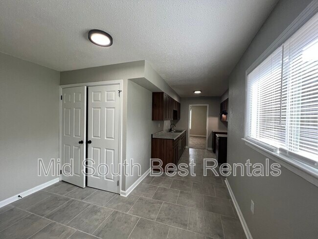 Foto del edificio - 3580 Carlock Cove