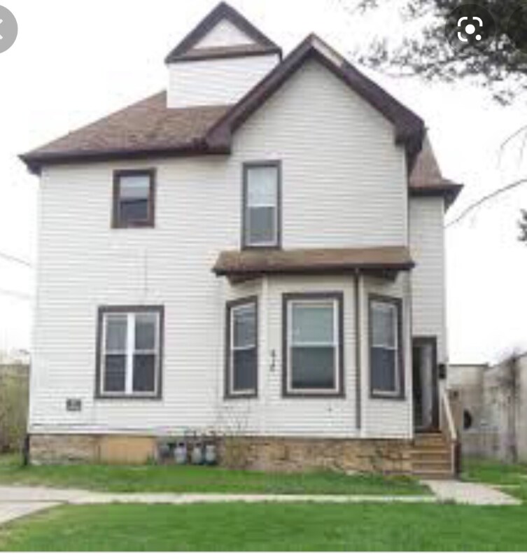 Primary Photo - 610 S 6th St