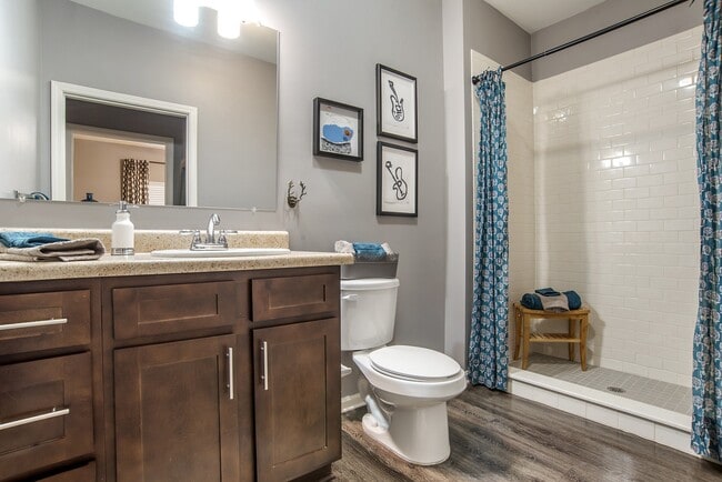 Building Photo - The Heights Apartments