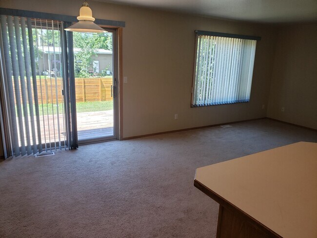 Foto del edificio - 513 N 19th Ave