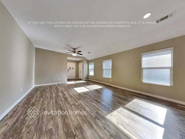 Foto del edificio - 111 E Kirnwood Dr
