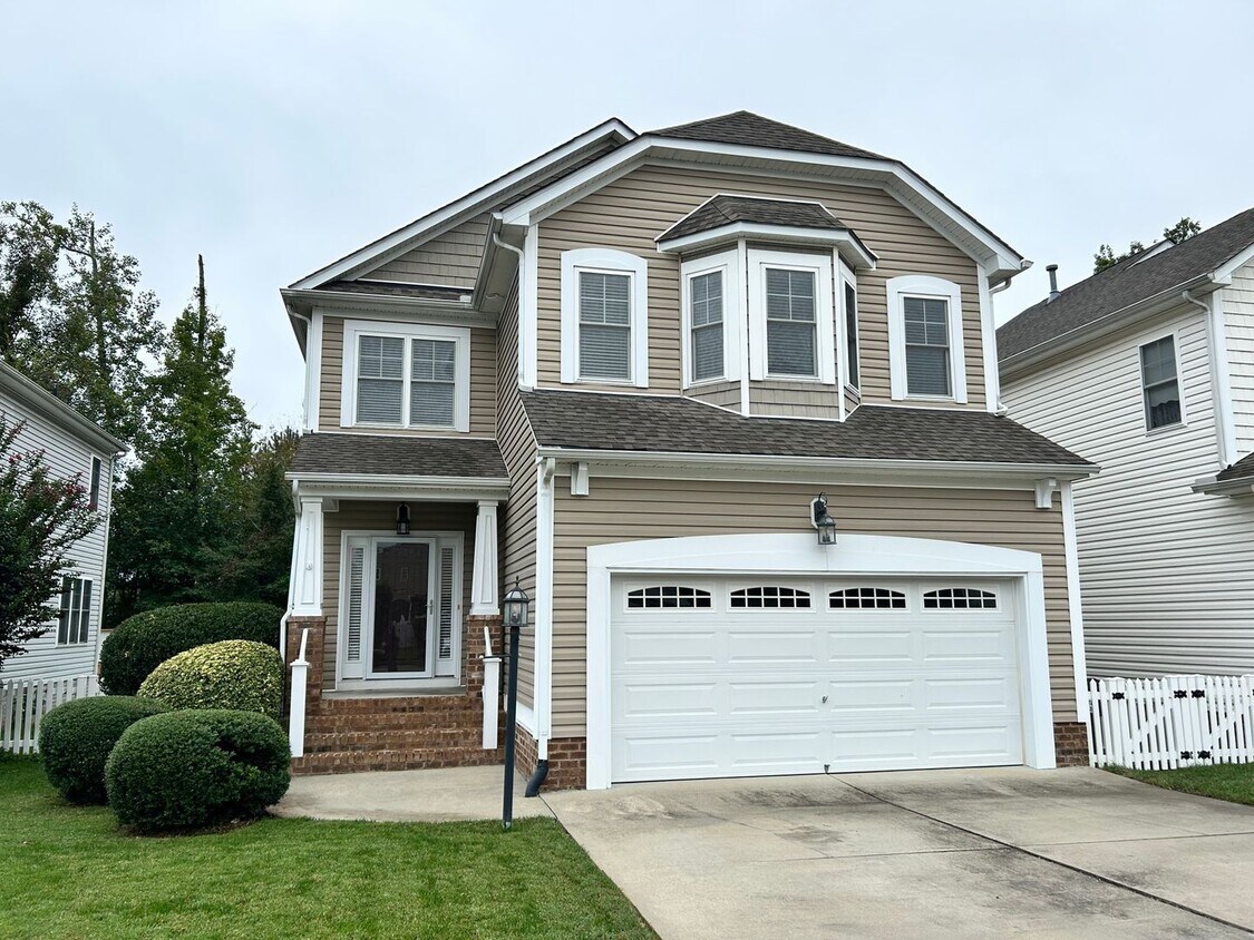 Primary Photo - 956 Gorham Ct