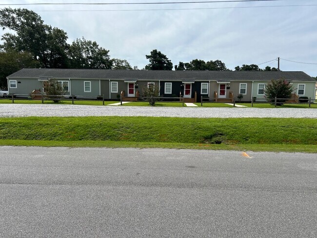 Foto del edificio - 105 Oakwood Dr