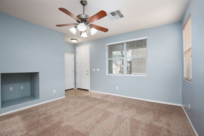 Foto del edificio - 3 Bedroom Henderson Home