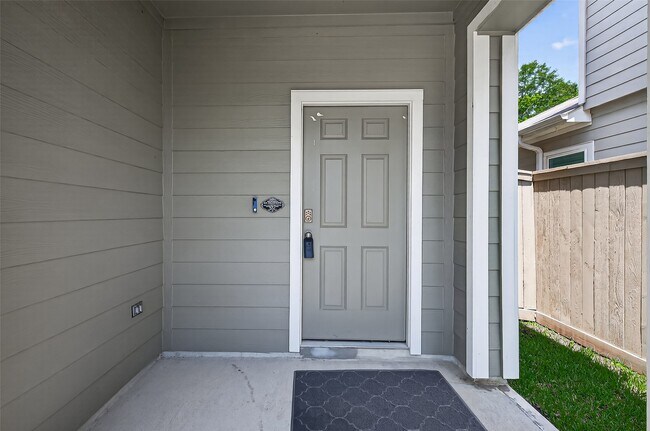 Foto del edificio - 14128 Upper Gardenia Ln