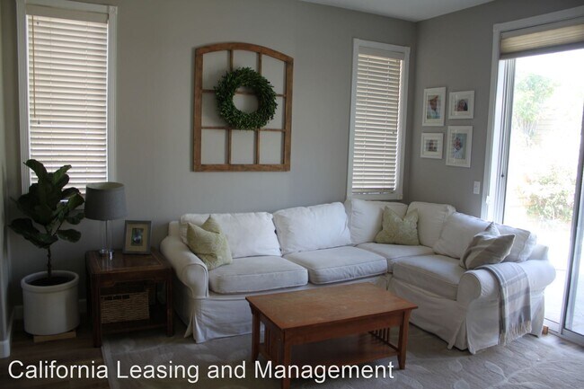 Building Photo - 3 br, 2.5 bath House - 28428 Mayfair Drive