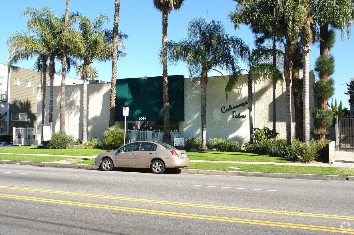 Primary Photo - Cahuenga Palms
