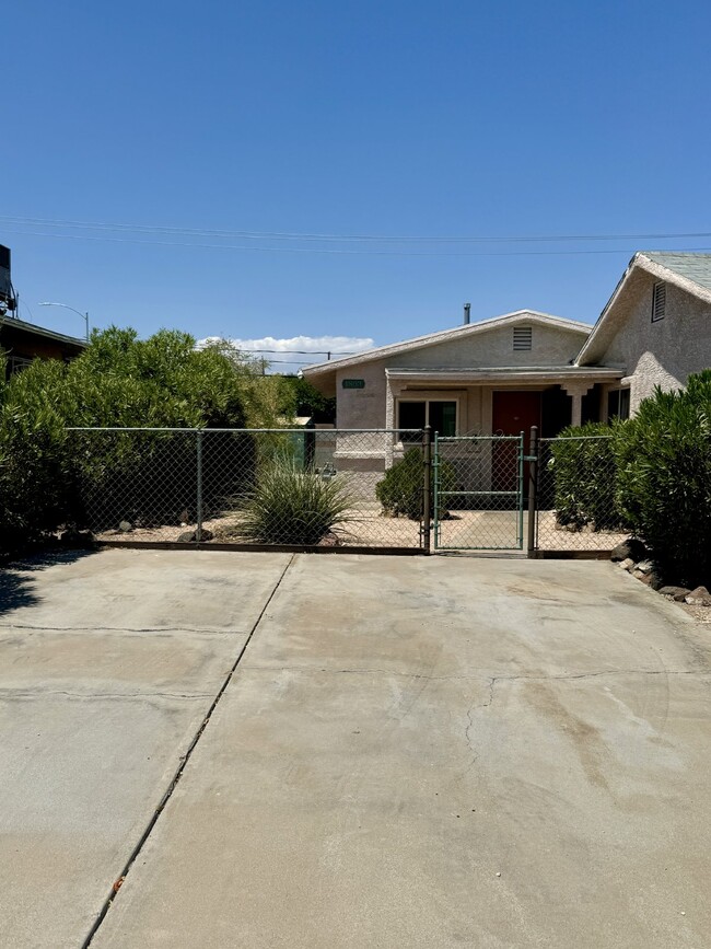 Building Photo - Charming 1 Bed, 1 Bath Home for Rent with ...