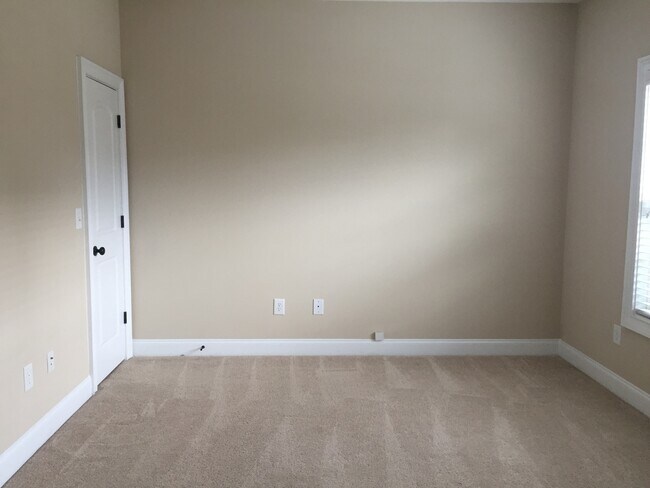 Foto del edificio - Great Location!