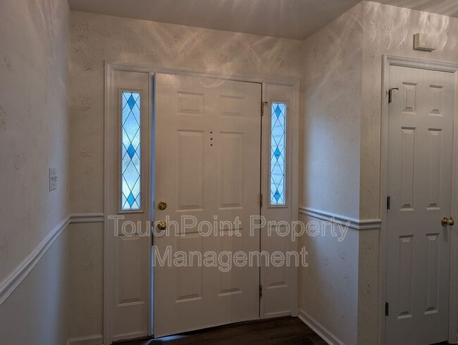 Building Photo - 3114 Pine Pointe St