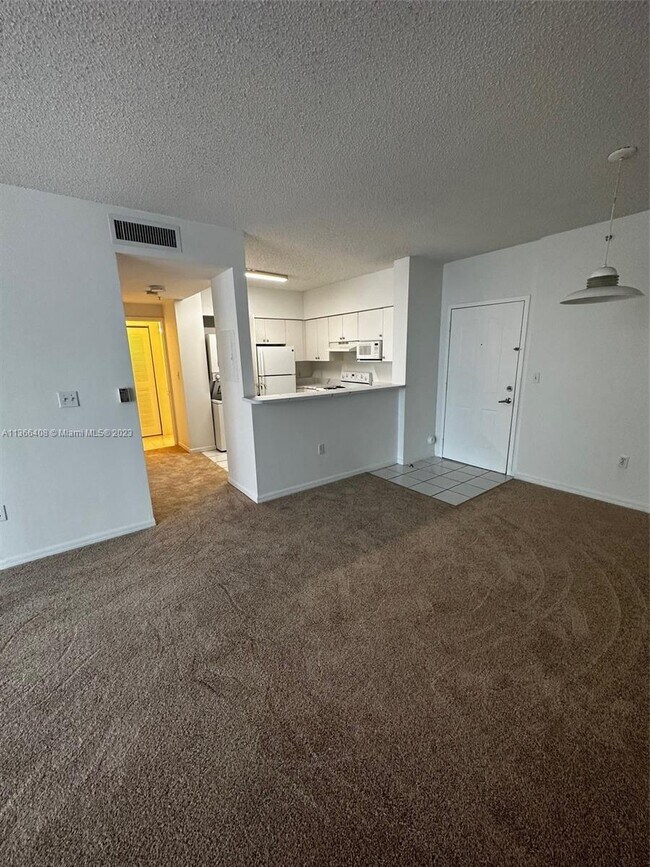 Foto del edificio - 5099 NW 7th St