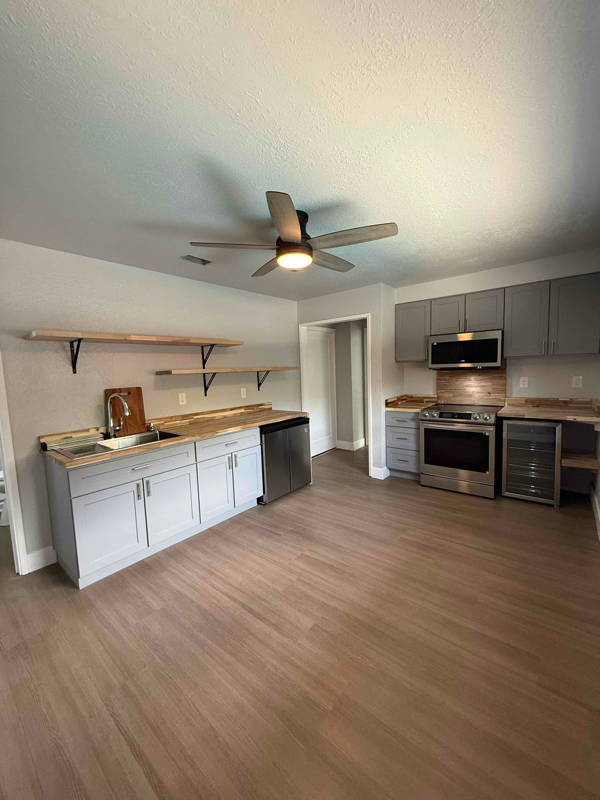 Foto principal - 7918 Blazingwood Dr