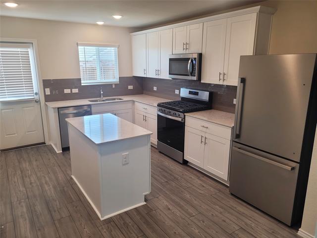 Foto del edificio - 812 Forestdale Ct