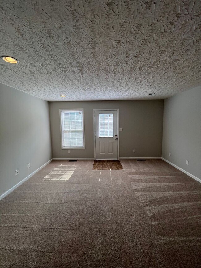 Foto del edificio - Upper Stone Apartments