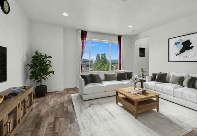 Foto del edificio - 1726 Thira Ln