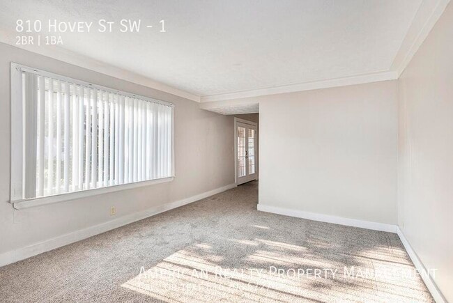 Building Photo - 810 Hovey St SW