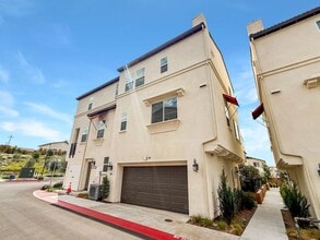 Building Photo - 352 Boulevard Pk