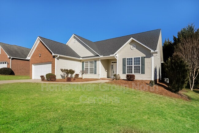 Building Photo - 417 Charles Conner Dr