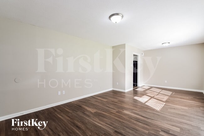 Foto del edificio - 5120 Hudgins Rd