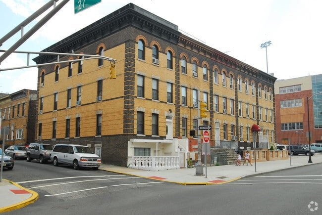 Building Photo - 2680 John F Kennedy Blvd