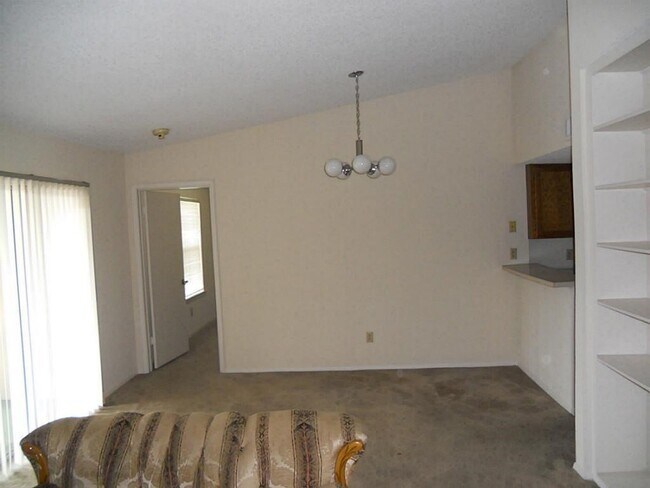 Foto del edificio - 10555 Turtlewood Ct