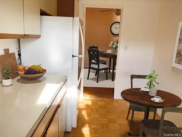 Foto del edificio - 12 Winchester Ave