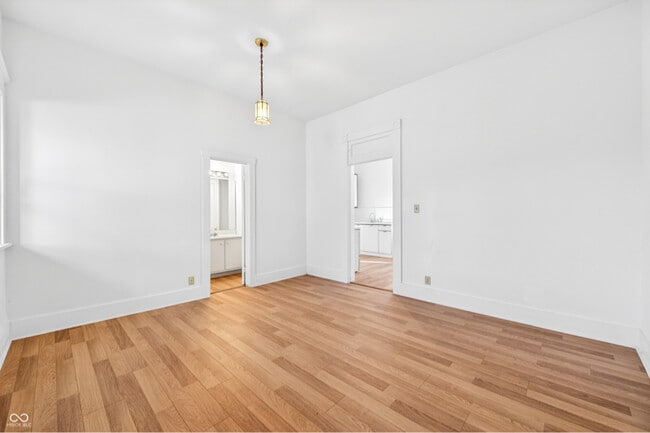 Building Photo - 930 7th St