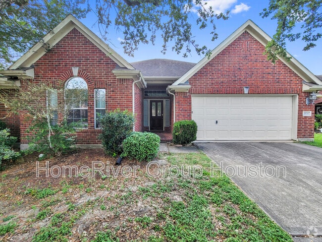 Building Photo - 3536 Pine Valley Dr